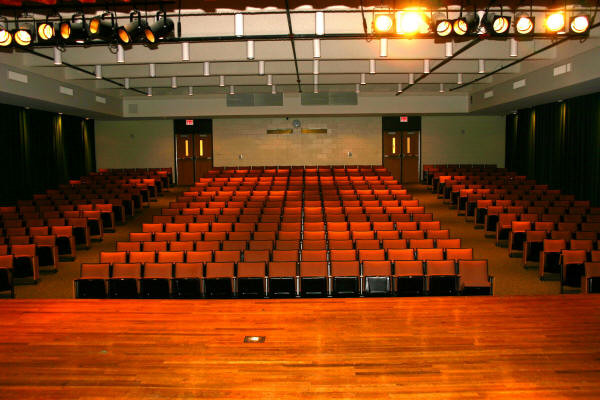 Ken-Auditorium-02